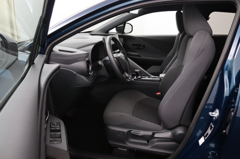 Toyota C-HR - 1.8 Hybrid 140 Dynamic | Climate Control | Navi | 29