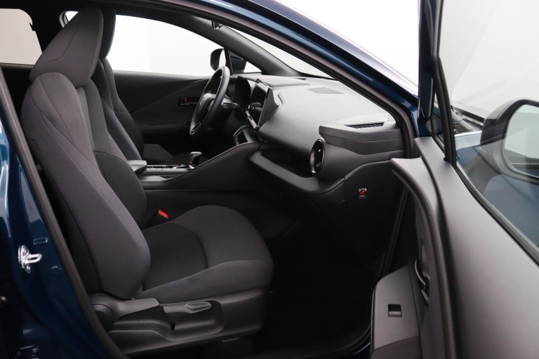 Toyota C-HR - 1.8 Hybrid 140 Dynamic | Climate Control | Navi | 30