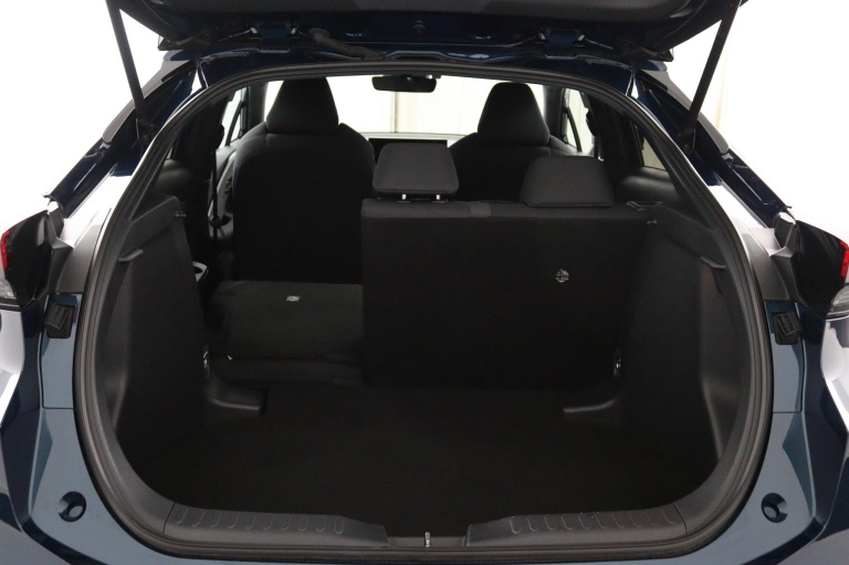 Toyota C-HR - 1.8 Hybrid 140 Dynamic | Climate Control | Navi | 34