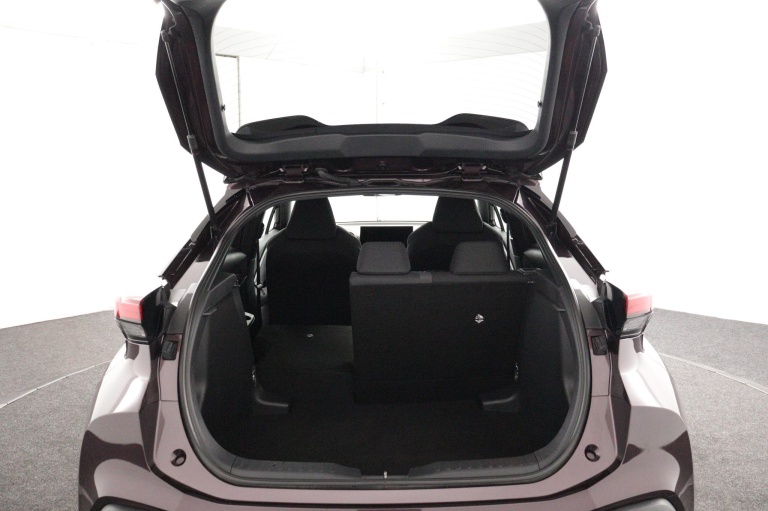 Toyota C-HR - 1.8 Hybrid 140 Dynamic 26