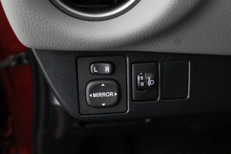 Toyota Yaris - 1.5 Hybrid Now 16