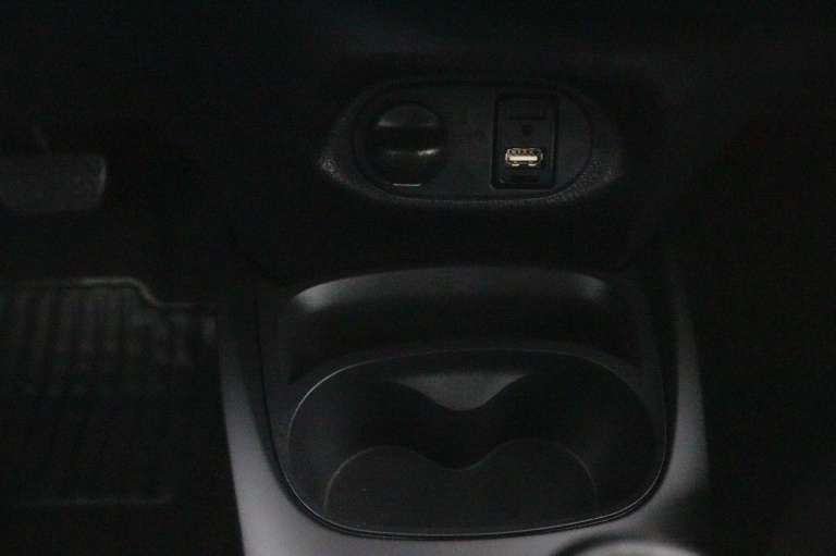 Toyota Yaris - 1.5 Hybrid Now 18