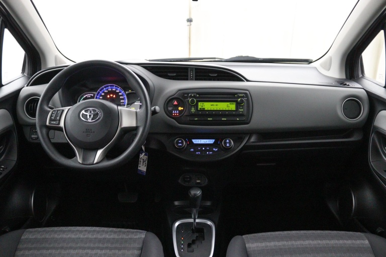 Toyota Yaris - 1.5 Hybrid Now 19