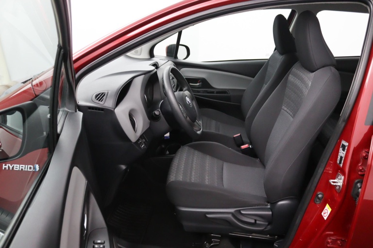 Toyota Yaris - 1.5 Hybrid Now 25