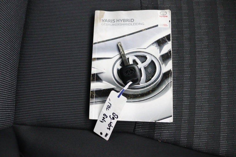 Toyota Yaris - 1.5 Hybrid Now 33