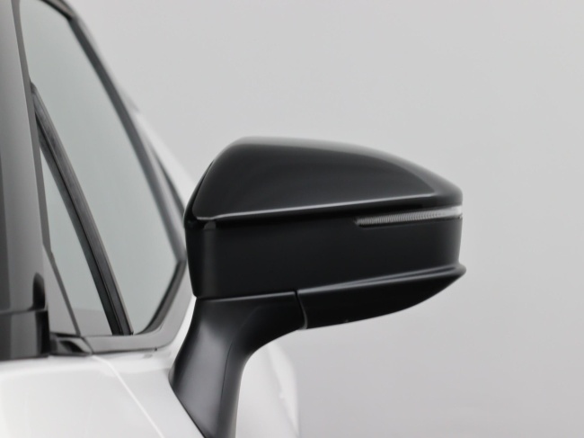 Toyota C-HR - 2.0 Plug-in Hybrid 220 Dynamic