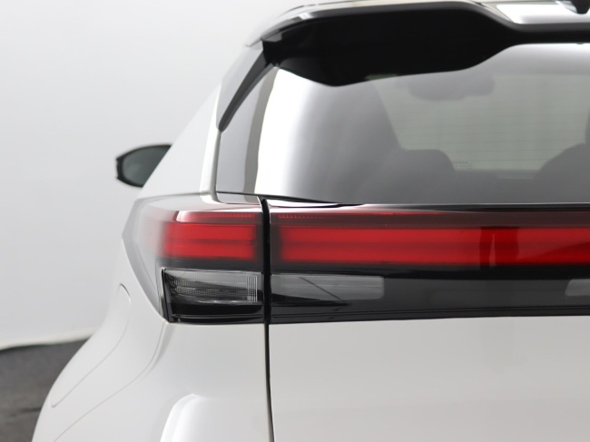 Toyota C-HR - 2.0 Plug-in Hybrid 220 Dynamic