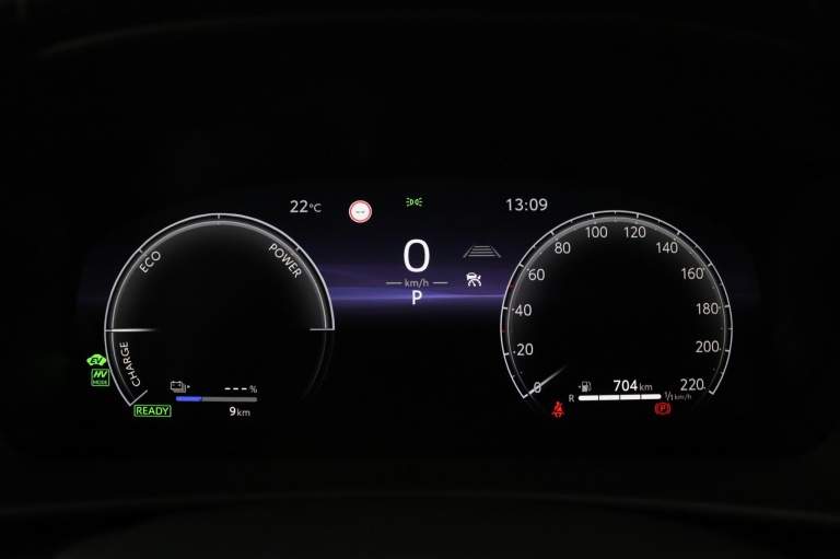 Toyota C-HR - 2.0 Plug-in Hybrid 220 Dynamic 23
