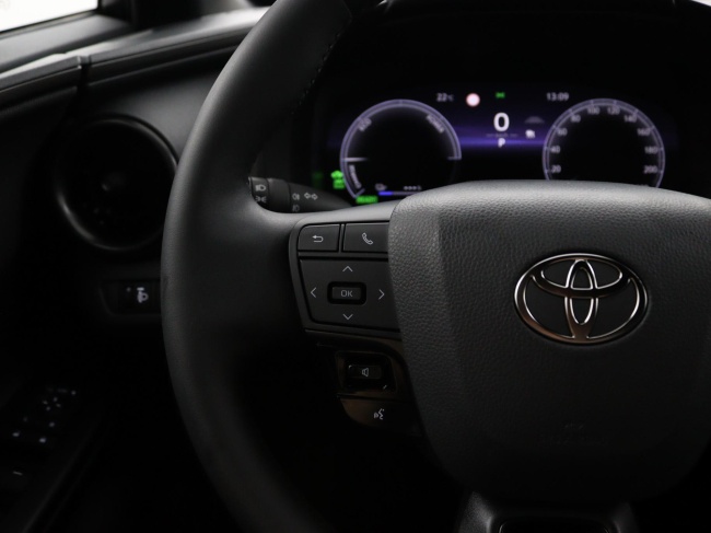 Toyota C-HR - 2.0 Plug-in Hybrid 220 Dynamic