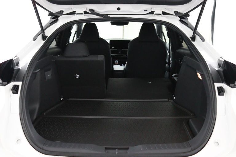 Toyota C-HR - 2.0 Plug-in Hybrid 220 Dynamic 43