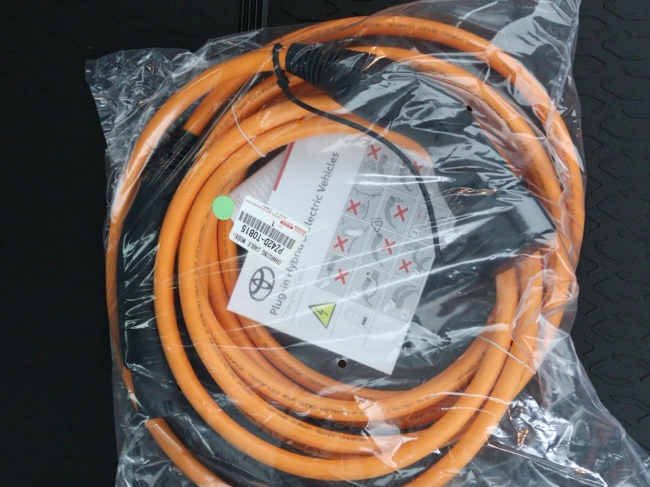 Toyota C-HR - 2.0 Plug-in Hybrid 220 Dynamic