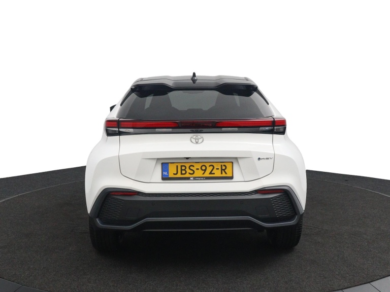 Toyota C-HR - 2.0 Plug-in Hybrid 220 Dynamic 8