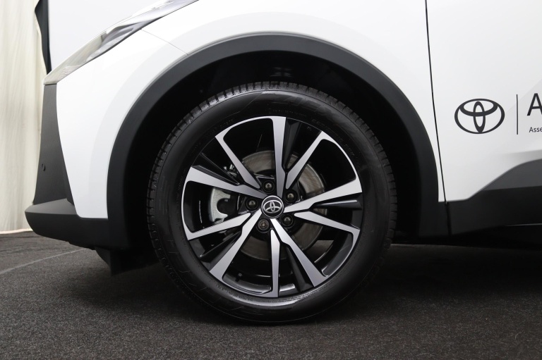 Toyota C-HR - 2.0 Plug-in Hybrid 220 Dynamic 9