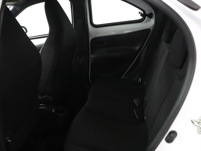 Toyota Aygo X - 1.0 VVT-i MT Play