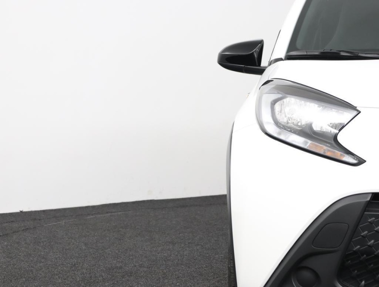 Toyota Aygo X - 1.0 VVT-i MT Play 35