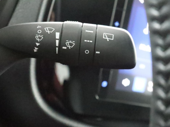 Toyota Aygo X - 1.0 VVT-i MT Play