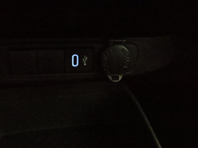 Toyota Aygo X - 1.0 VVT-i MT Play