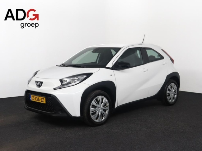 Toyota Aygo X - 1.0 VVT-i MT Play