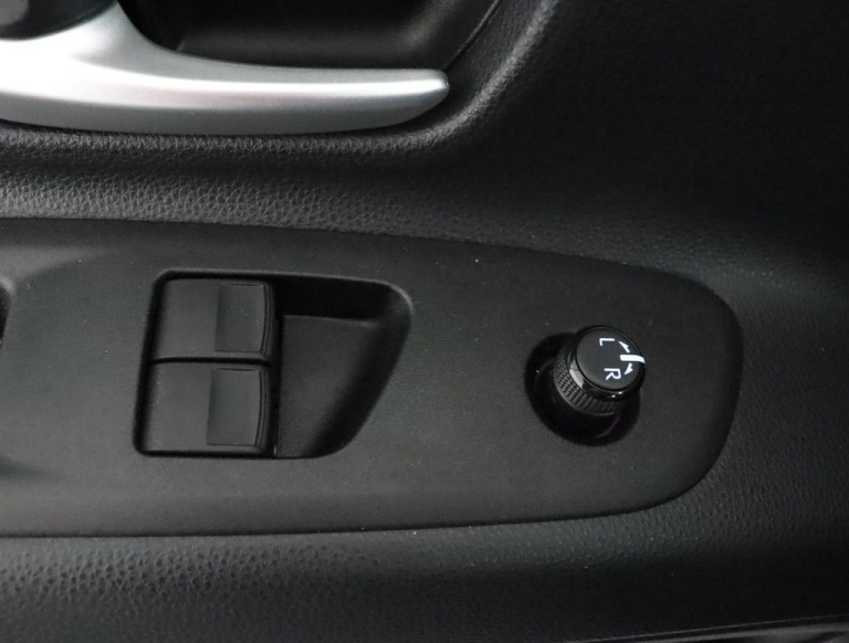 Toyota Aygo X - 1.0 VVT-i MT Play 28