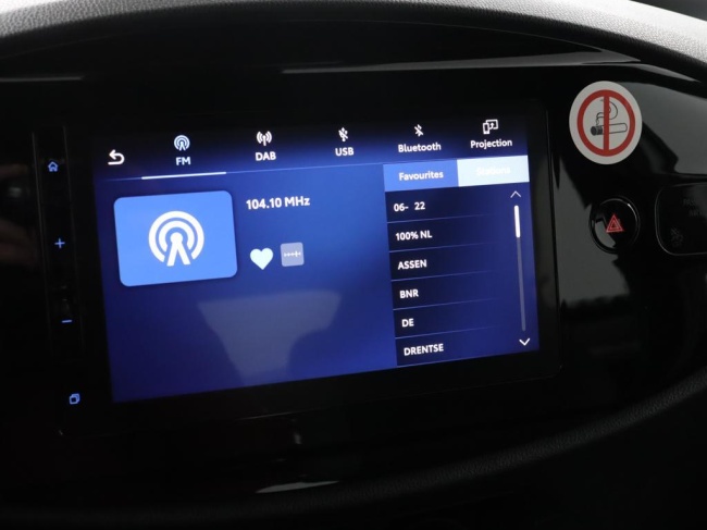 Toyota Aygo X - 1.0 VVT-i MT Play