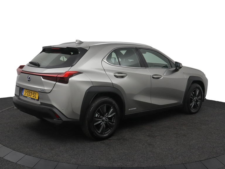 Lexus UX - 250h Business Line 2