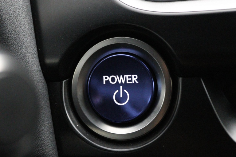 Lexus UX - 250h Business Line 40
