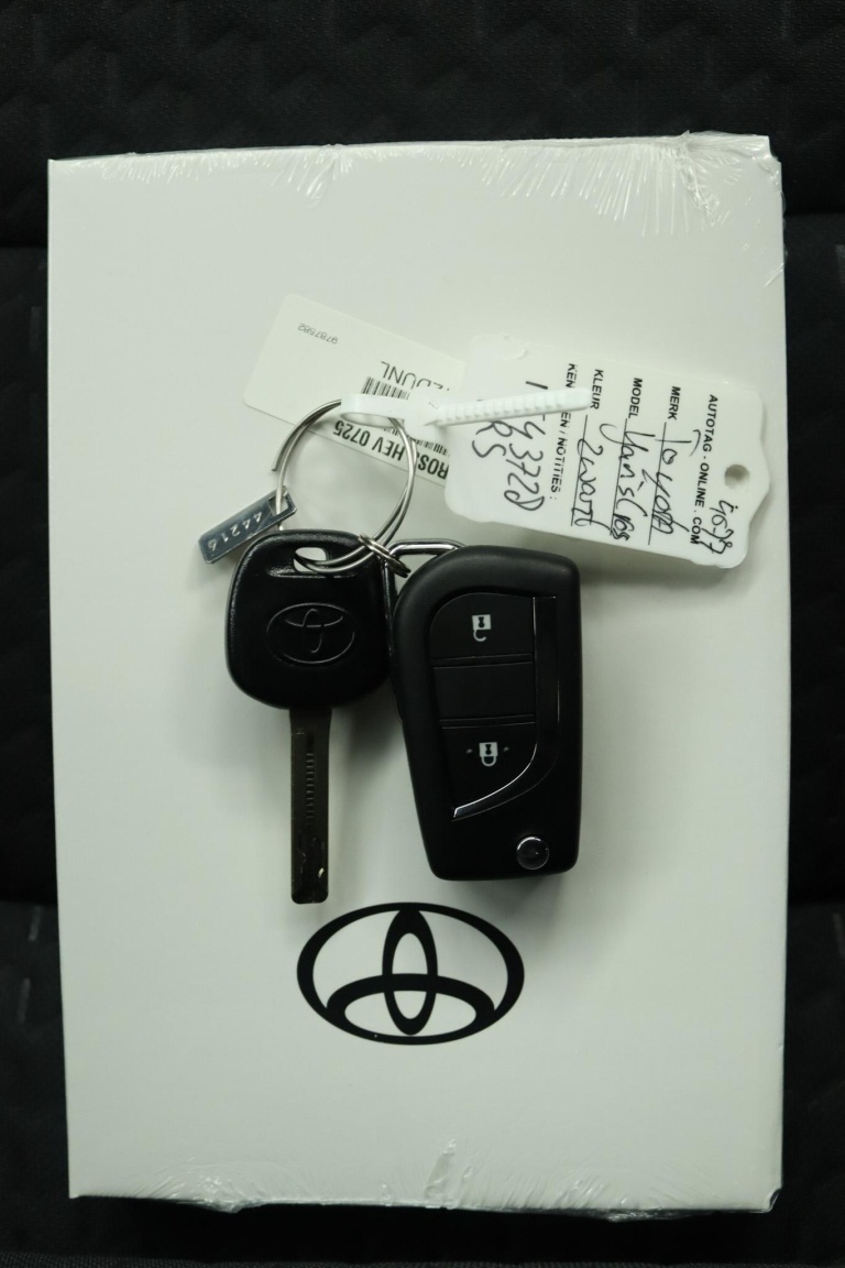 Toyota Yaris Cross - 1.5 Hybrid 115 Active 11