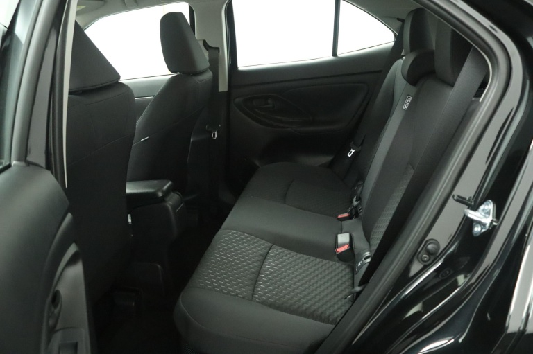 Toyota Yaris Cross - 1.5 Hybrid 115 Active 18