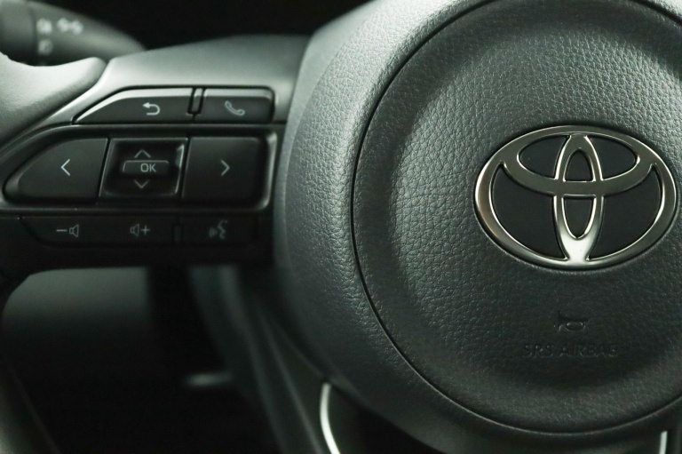 Toyota Yaris Cross - 1.5 Hybrid 115 Active 19