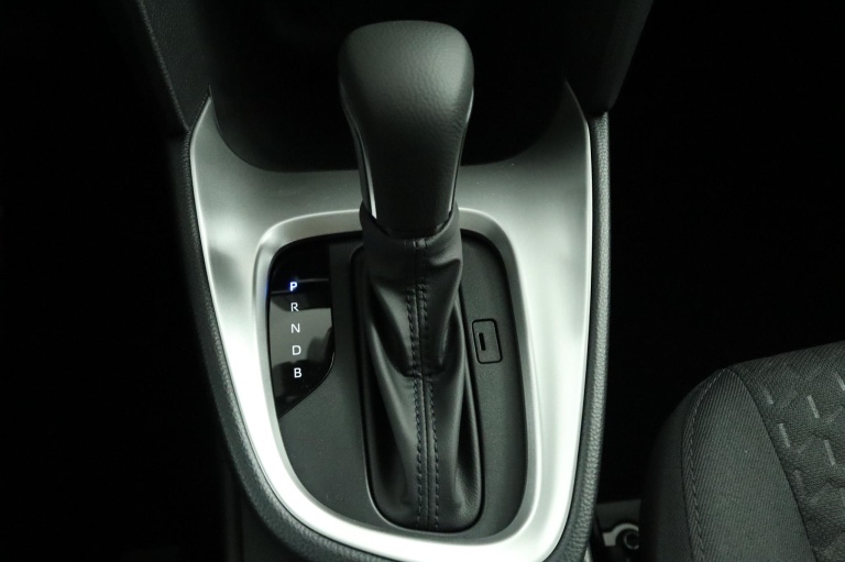 Toyota Yaris Cross - 1.5 Hybrid 115 Active 27