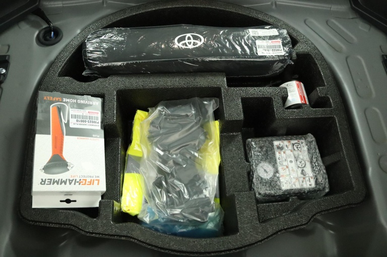 Toyota Yaris Cross - 1.5 Hybrid 115 Active 33