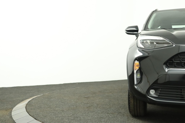 Toyota Yaris Cross - 1.5 Hybrid 115 Active 35