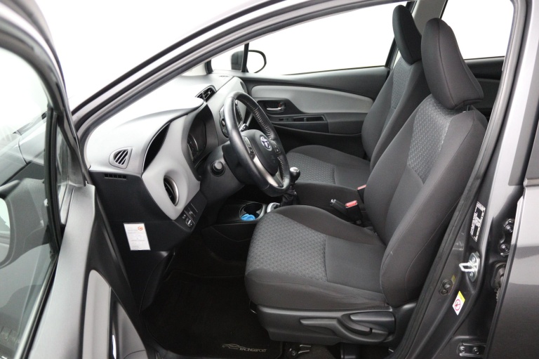 Toyota Yaris - 1.3 VVT-i Aspiration 17