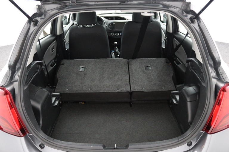 Toyota Yaris - 1.3 VVT-i Aspiration 26