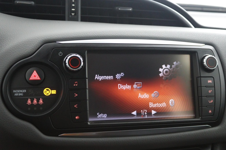 Toyota Yaris - 1.3 VVT-i Aspiration 41