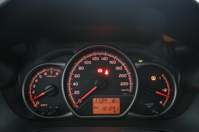 Toyota Yaris - 1.3 VVT-i Aspiration 6