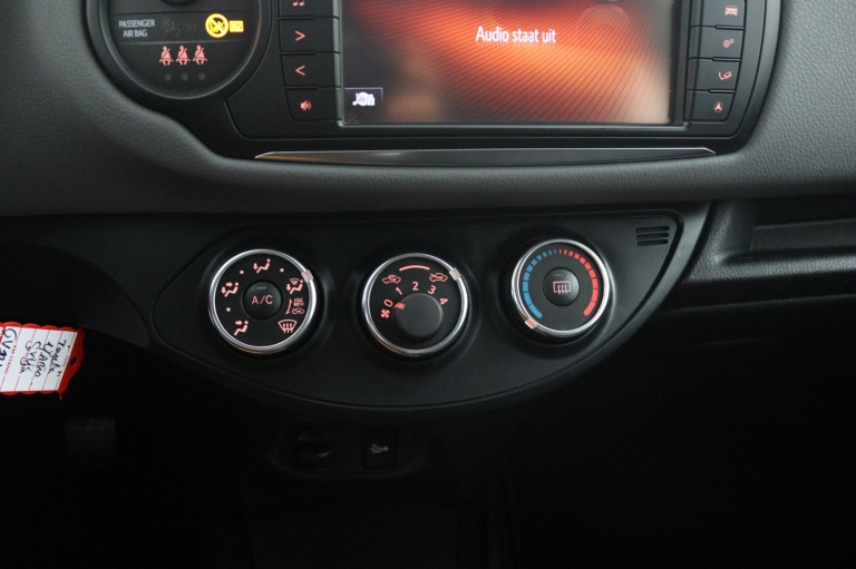 Toyota Yaris - 1.3 VVT-i Aspiration 7
