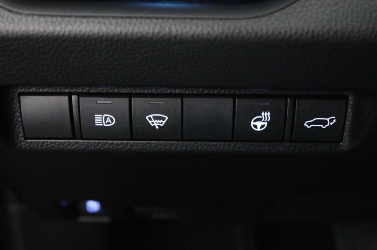 Toyota RAV4 - 2.5 Hybrid Bi-Tone 29