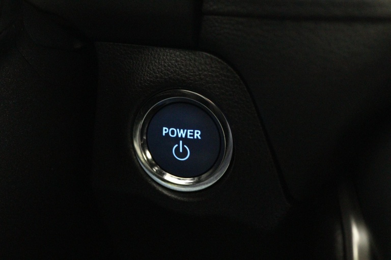 Toyota RAV4 - 2.5 Hybrid Bi-Tone 41