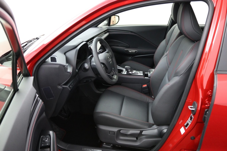 Lexus LBX - Elegant 2WD 17