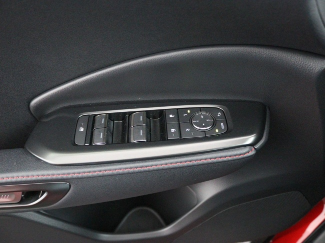 Lexus LBX - Elegant 2WD