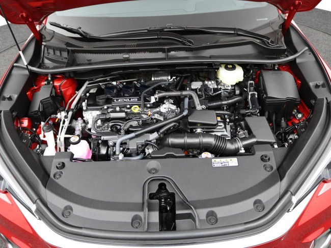 Lexus LBX - Elegant 2WD