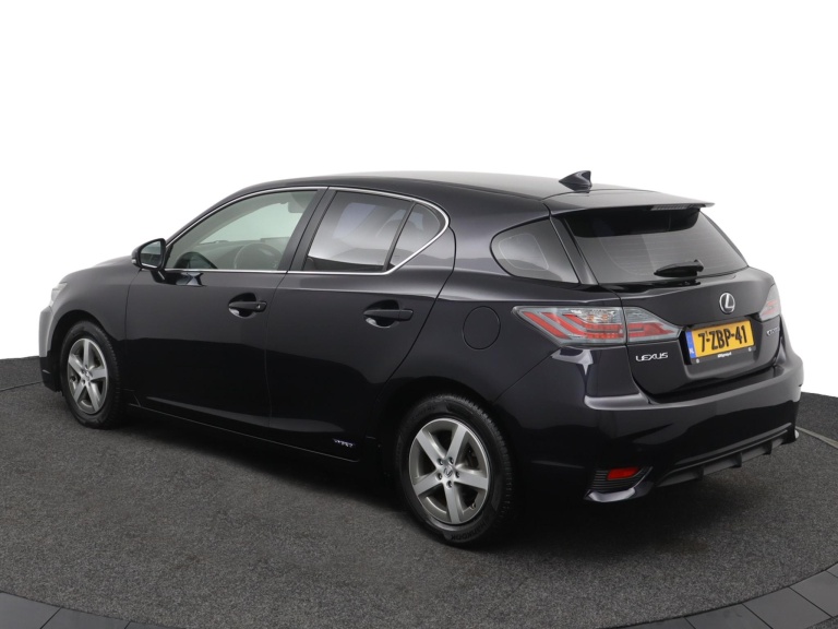 Lexus CT - 200h Business Line 12