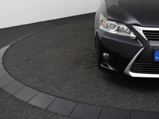 Lexus CT - 200h Business Line