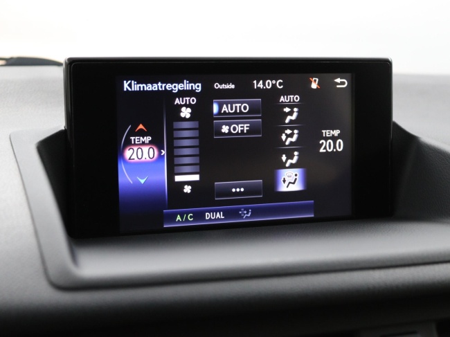 Lexus CT - 200h Business Line