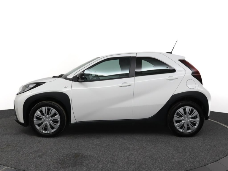 Toyota Aygo X - 1.0 VVT-i MT Play 39