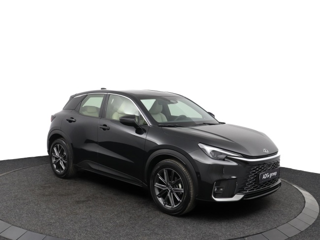 Lexus LBX - Elegant 2WD