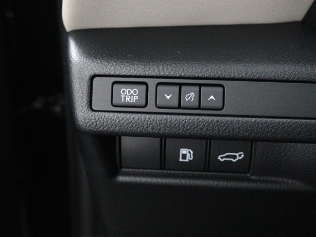 Lexus LBX - Elegant 2WD