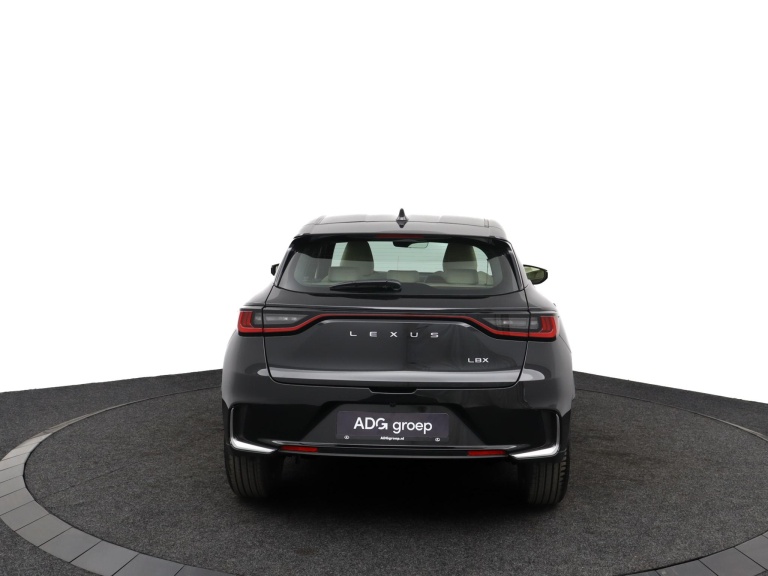 Lexus LBX - Elegant 2WD 49