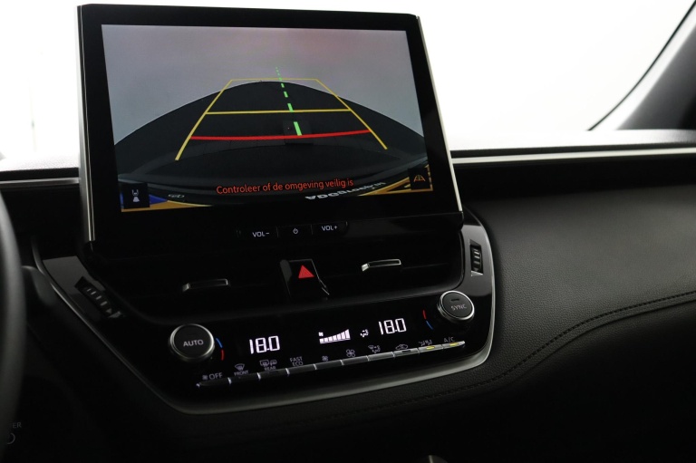 Toyota Corolla Cross - Hybrid 140 Style 8
